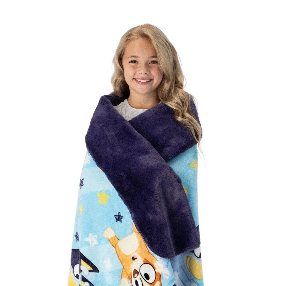 Bluey Cloud Throw With Faux Fur Reverse 50in. x 60in. NEW